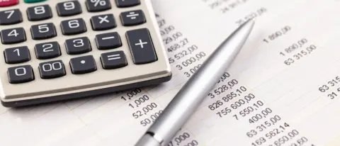 Blogbeitrag: Mischungsverhältnisse im variablen Geschäft: Optimale Ausgestaltung von Cashflow und Marge bei auslaufenden Passivprodukten/Blending Ratios in the Variable Business: Optimal Design of Cash Flow and Margin for Phasing-Out Liability Products